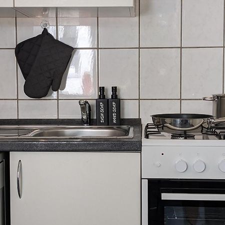 Tt Living Apartments Bonitas & Divinitas I 2 Schlafzimmer I Kueche I Vollbad I Waschmaschine Rellingen Eksteriør bilde