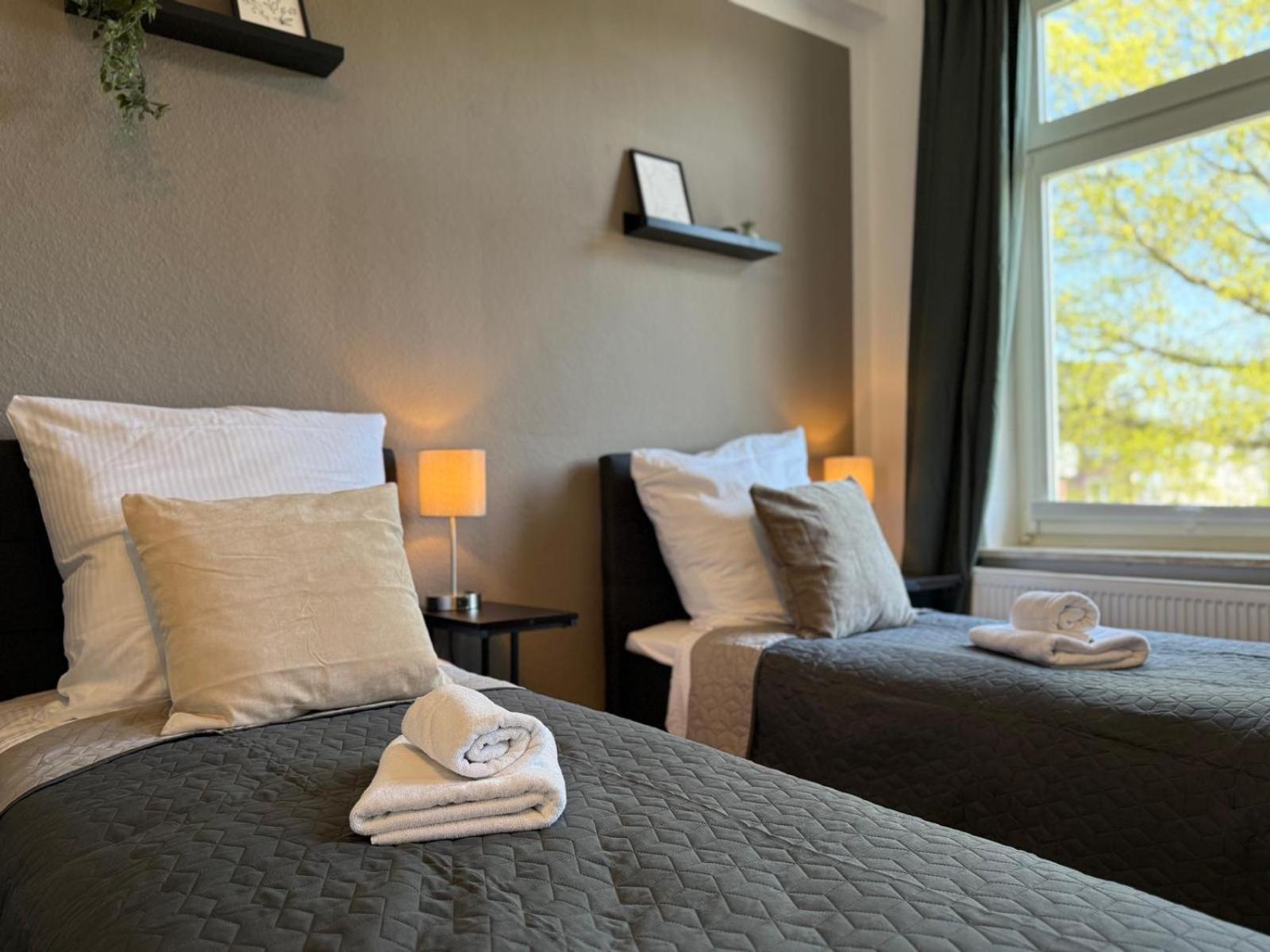 Tt Living Apartments Bonitas & Divinitas I 2 Schlafzimmer I Kueche I Vollbad I Waschmaschine Rellingen Eksteriør bilde